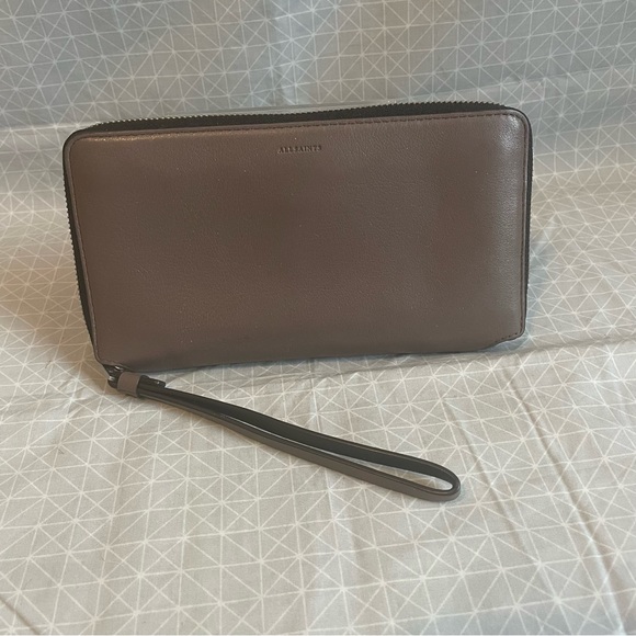 AllSaints Fetch Phone Wristlet Wallet in Mushroom Leather - Picture 1 of 8